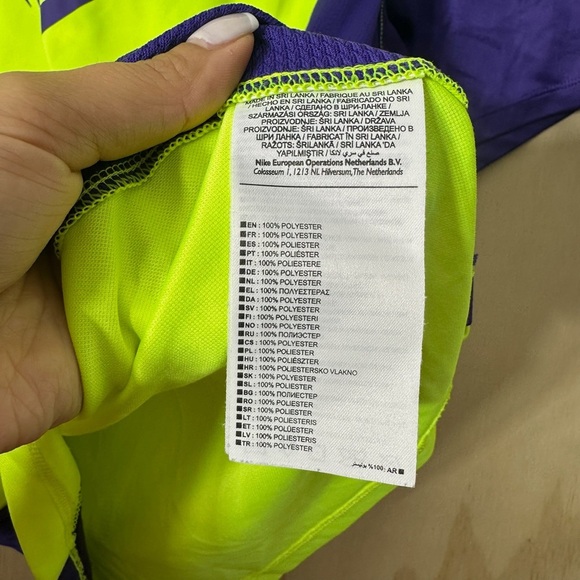 Nike Academy Dri-Fit jersey Neon Green And Purple Size Large - Picture 7 of 11